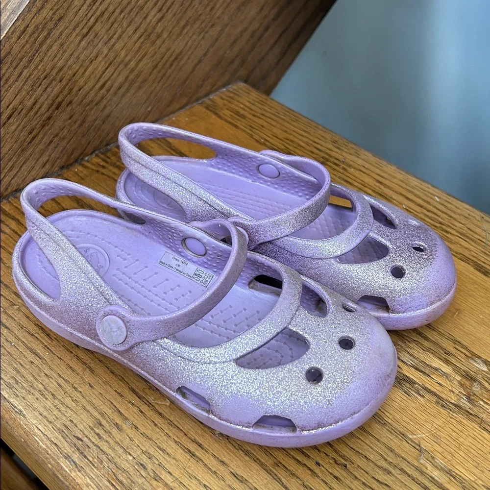 Crocs Shayna Sandals Girls 10 Mary Jane Flats purple glitter Slip On Shoes